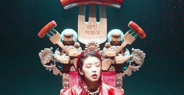 잘 봐, 언니들 싸움이다…광고로 옮겨붙은 스우파 열풍