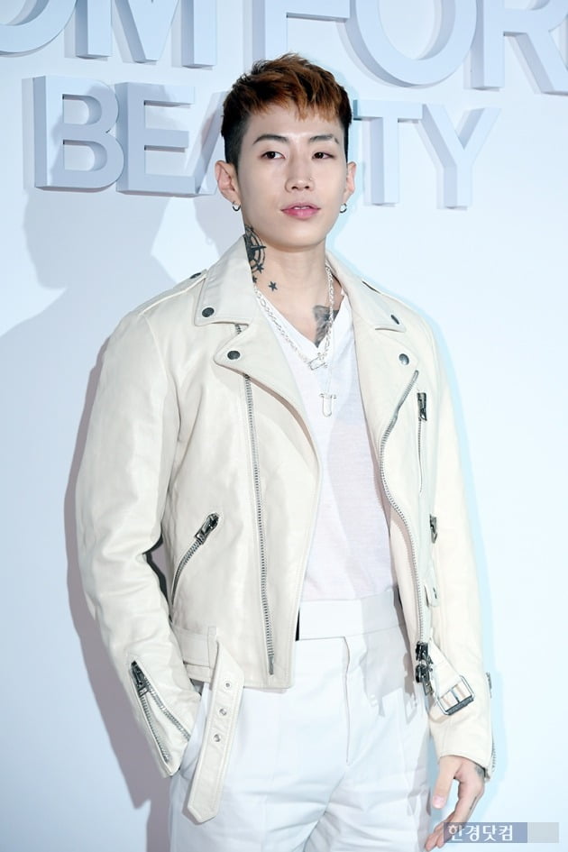 AOMG 대표 관둔 박재범, 아이돌 만드나…카카오 파트너십 논의