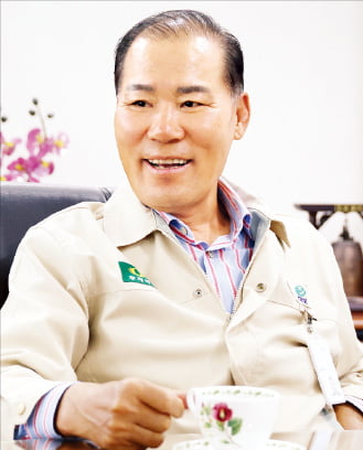 최등규 대보그룹 회장 5만명 찾는 주민 음악축제…1년중 가장 행복한 날이죠