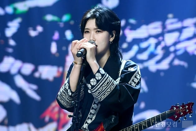 [PHOTOPIC] 워킹애프터유, 에너지 넘치는 멋진 밴드…이렇게 폭발적인 아이랑이라니!