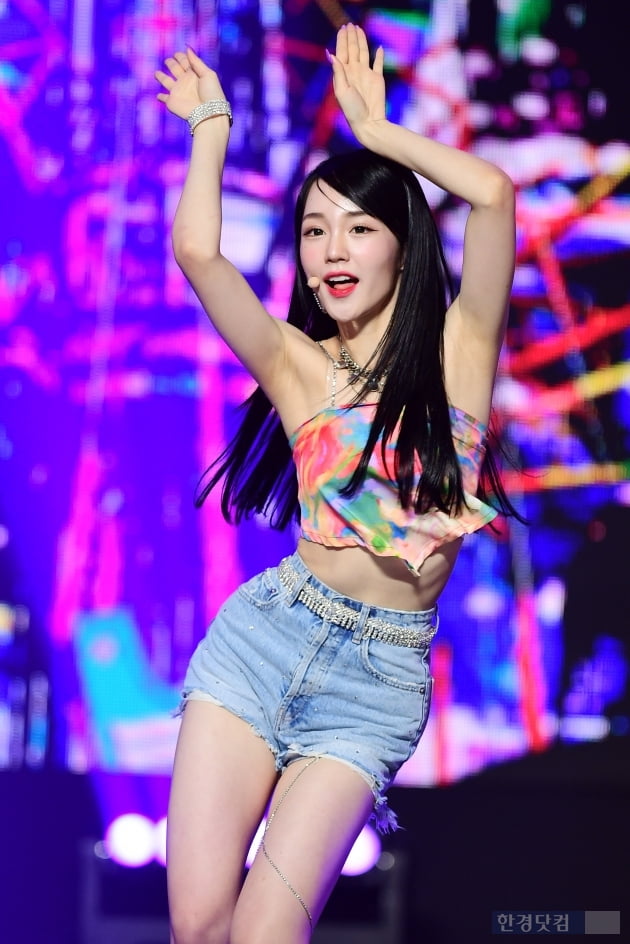 [포토] 우아! 나나, 롤러코스터 타는 듯 신나게~