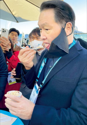 최태원도 감탄한 빙수 먹어보니…감쪽같이 속을 뻔 [조아라의 ITs fun]