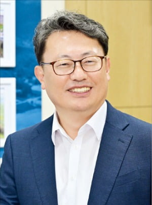 [인터뷰] 김주령 경북도 농축산국장 공동영농을 통한 규모화, 첨단스마트화…미래의 우리농업 바꿀 것
