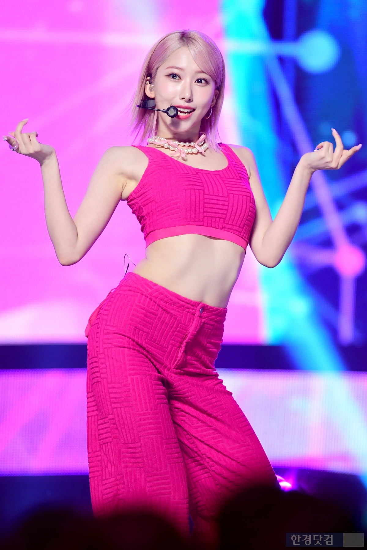 [포토] 지니어스 안다미로, 잘록한 허리라인 뽐내며~