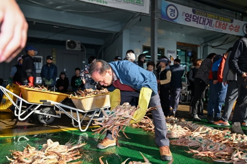 담백한 맛과 향이 일품인 ‘영덕대게’