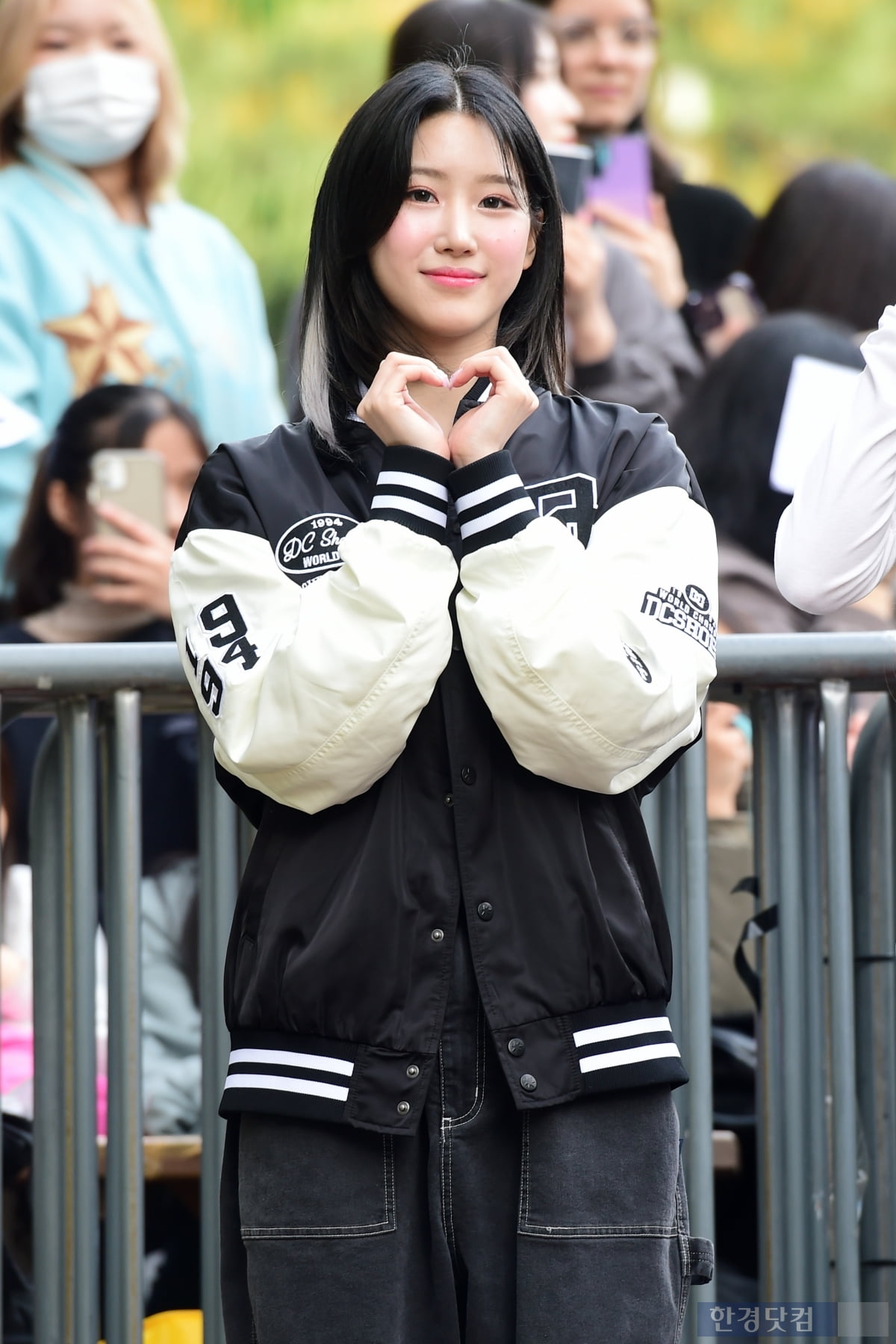 [포토] 비브 벨라, 귀여운 미소로 하트~