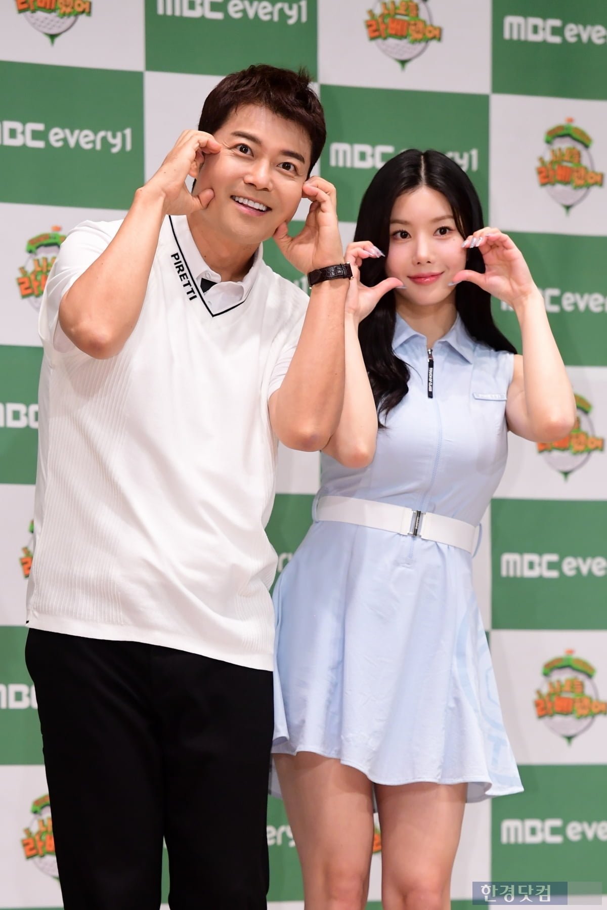 [포토] 전현무-권은비, 나 오늘 라베했어 사랑해 주세요~