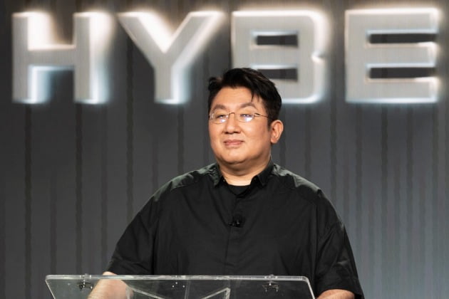 하이브는 게임 체인저인가, 룰 브레이커인가 [연계소문]