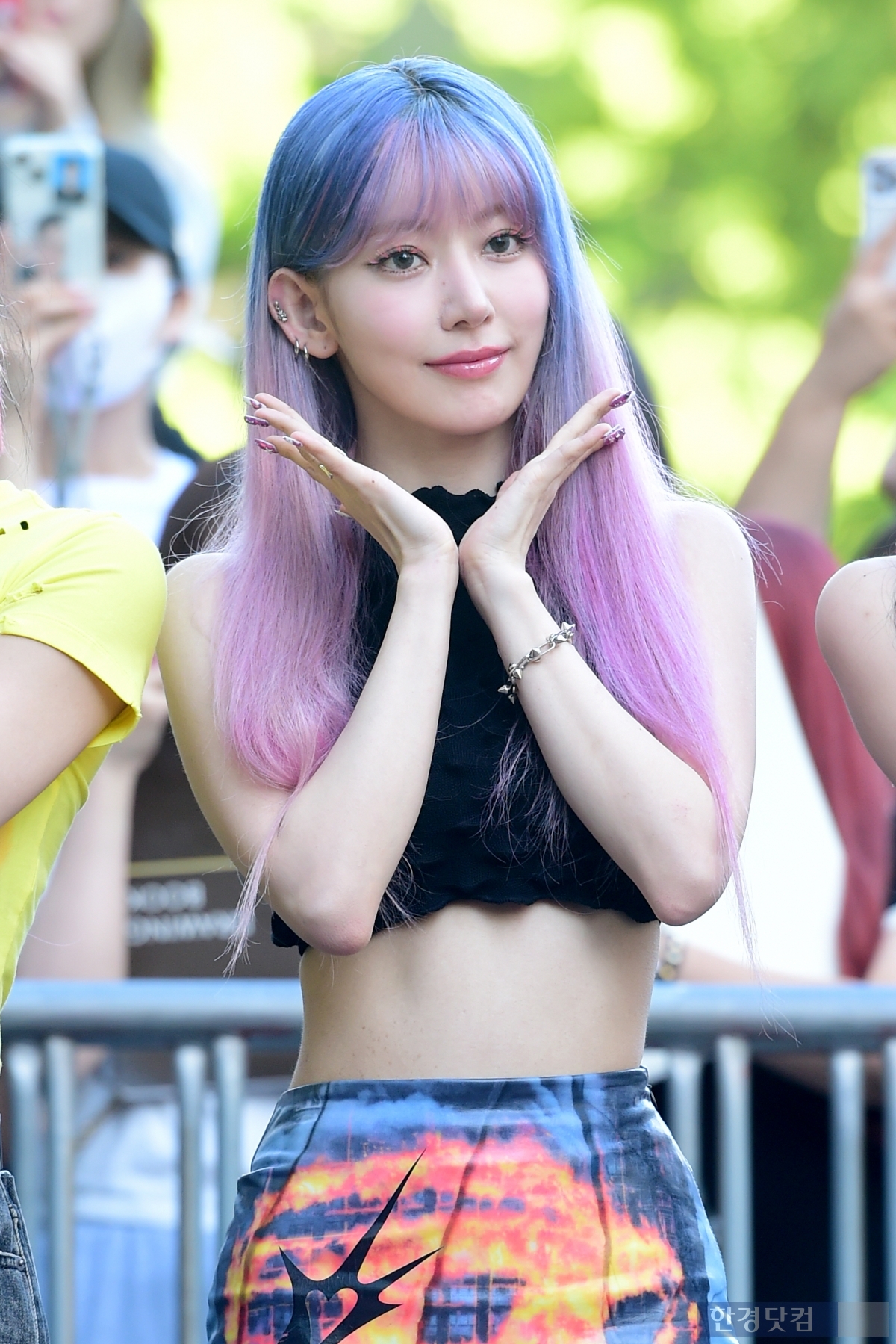[포토] 르세라핌 사쿠라, 눈 뗄 수 없는 화려한 스타일