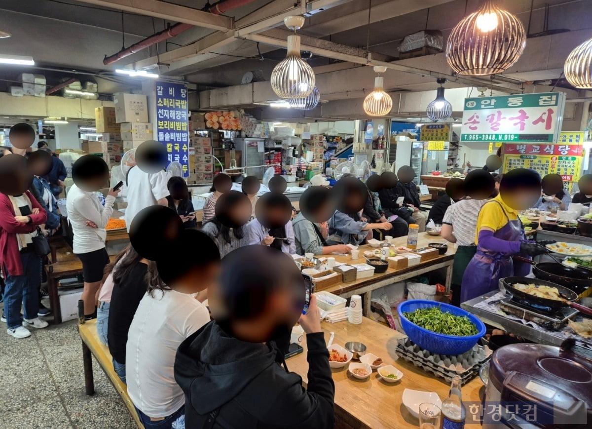 이모카세 1호 사장님 감사합니다…경동시장 오픈런 대란 [현장+]