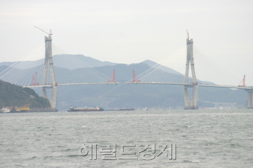 최첨단 토목·건설기술 결정체 ‘위용’