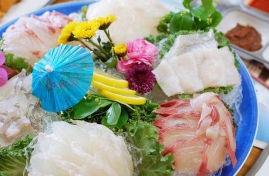 주문진맛집으로 금바다횟집 연일 화제, 많은 블로거와 어린이들까지‥