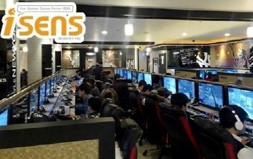 pc방 창업, 블루오션 책상’.. 2015년 유망 창업 키워드로 ‘주목’