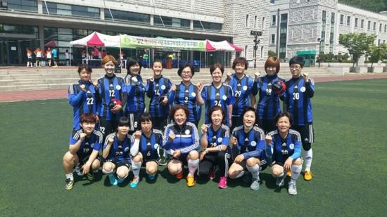 동작구, 축구 전문 지도자와 함께 하는 여성축구교실 운영해요!