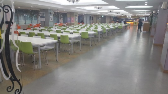 [고단한 靑春의 밥②] 위안이 있다면, 그래도 학식(학생식당)의 진화