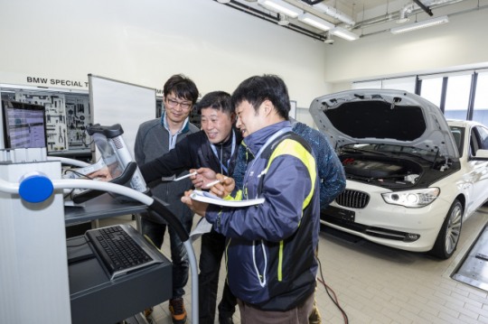 BMW의 파격, 수입차 최초 외부 공업사에 정비 노하우 전수