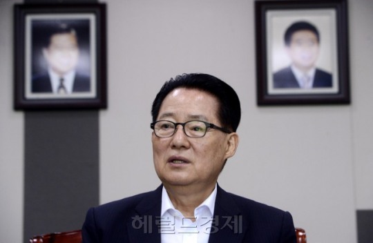 [단독 인터뷰]박지원 “지방선거 바른정당과 선거 연대가능”
