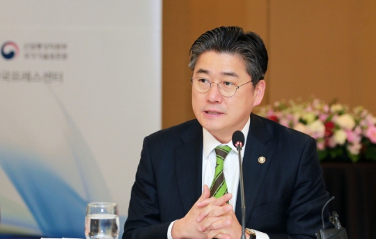 ‘4차 산업혁명 선도 국제 표준 선도’  산업부, 2023년까지 300종 제안
