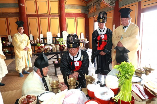 경북 문화재자료 예천향교 춘기석전대제 봉행