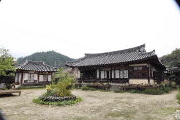 역사의 피울음 간직한채…너의 ‘기개’는 여전하구나