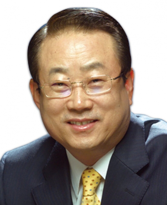 관광인 윤영호·백현·김대중, 훈장 받았다…박양우 문체 치하