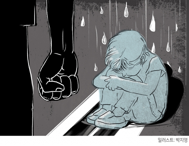 찬물샤워 벌주다 숨진 6살 아들…엄마는 시신 내다 버리고 실종 신고