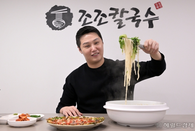 “장사, 오너 누구냐가 좌우…‘헤쳐갈수 있다’ 자신감 중요” [‘장사의 신’ 김승현 조조칼국수 대표]
