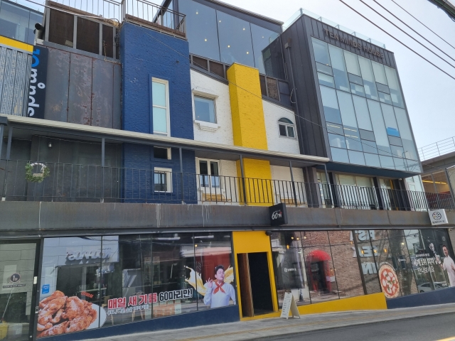“어머 저 코 안 골아요!” 이 베개 써보곤 얼굴이 빨개졌다
