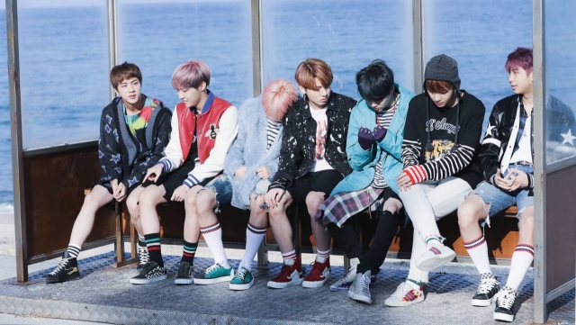 BTS 봄날 촬영 주문진에 인니 1000명 단체여행