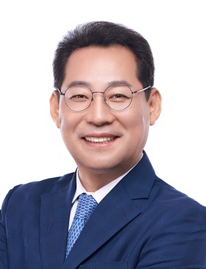 순천갑 손훈모 예비후보, NC백화점 앞서 개소식