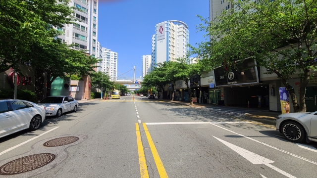 부산 명지지구 주민들, 생활밀착형 대형 마트 없어 생활 불편 호소