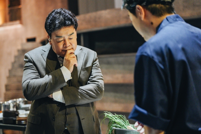 “물…물코기” 납득가능한 서바이벌·장인정신 가치… ‘흑백요리사’ 돌풍 이유는?