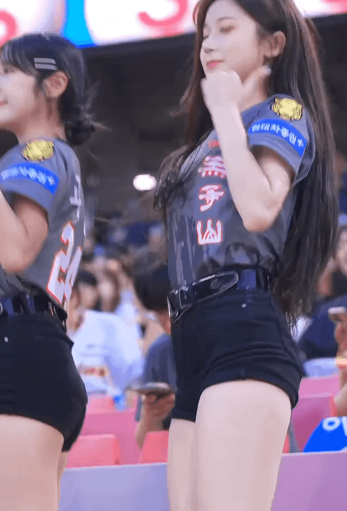 [영상]해외까지 열풍 이주은 표 삐끼삐끼춤 더 못 본다