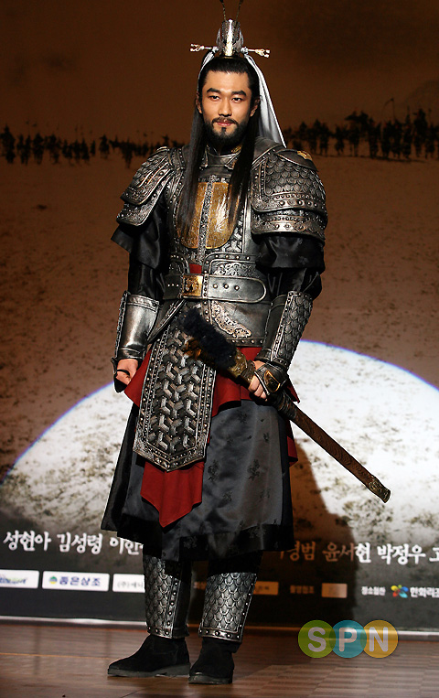 [포토]이주현, 낙랑국의 대장군 위엄이 느껴지나요?