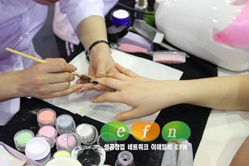이제는 네일아트 샵도 전문 브랜드 시대