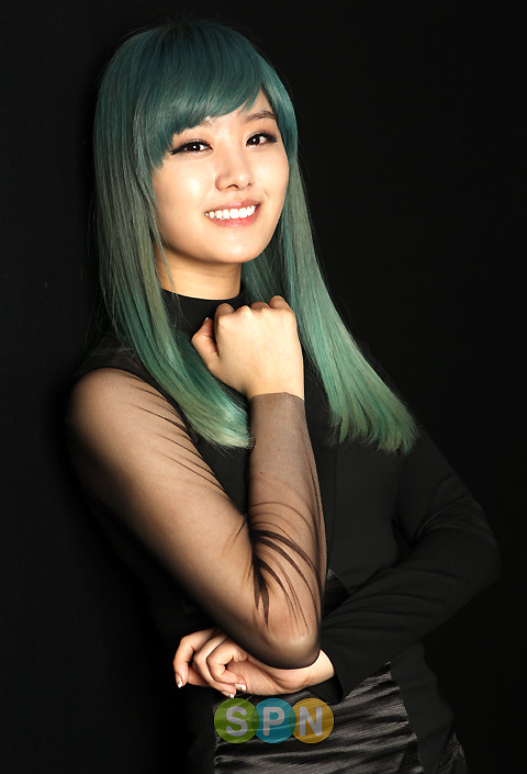 [포토]시크릿 송지은 `에메랄드빛 헤어 잘 어울리네~`
