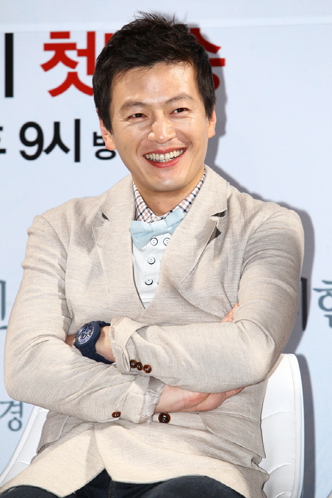 정찬 케이블 드라마? 노출이 많은 건 봤지만…