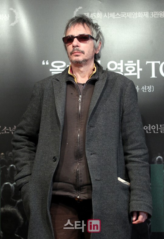 [포토]포즈 취하는 레오스 카락스 감독