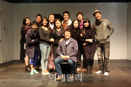 불협화음으로 만들어낸 교향곡