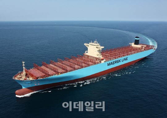 현대重 기술력으로 만리장성 넘었다 ..세계 최대 컨선 수주