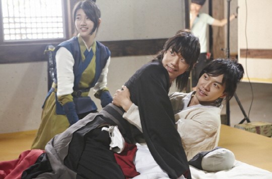 [포토] `구가의서` 강치와 곤의 러브러브 모드(?)