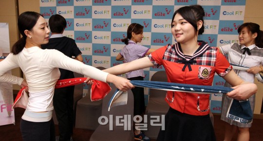 [포토]엘리트 학생복, Cool Fit 경험하세요!