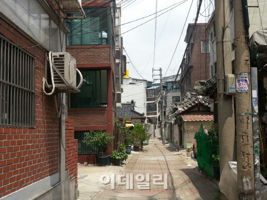 대학가 하숙집은 지금 바겐세일 중
