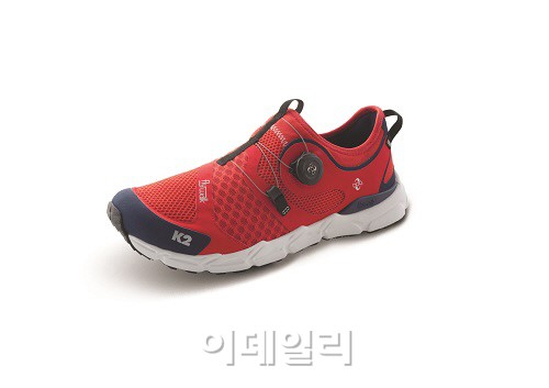 아직도 묶니? 다이얼 운동화 잘 팔리네