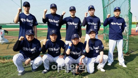 [최강동호회] 청호나이스 ‘닥치는 대로 야구단