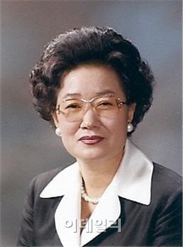 김정자 유진기공산업 대표 금탑산업훈장 수상