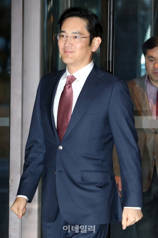 [포토]삼성그룹 신임임원 만찬 참석하는 이재용 부회장