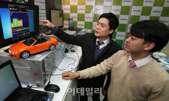 [포토]오토모티브 테스트 계측기기들이 한자리에 오토모티브 테크놀러지 엑스포 2015