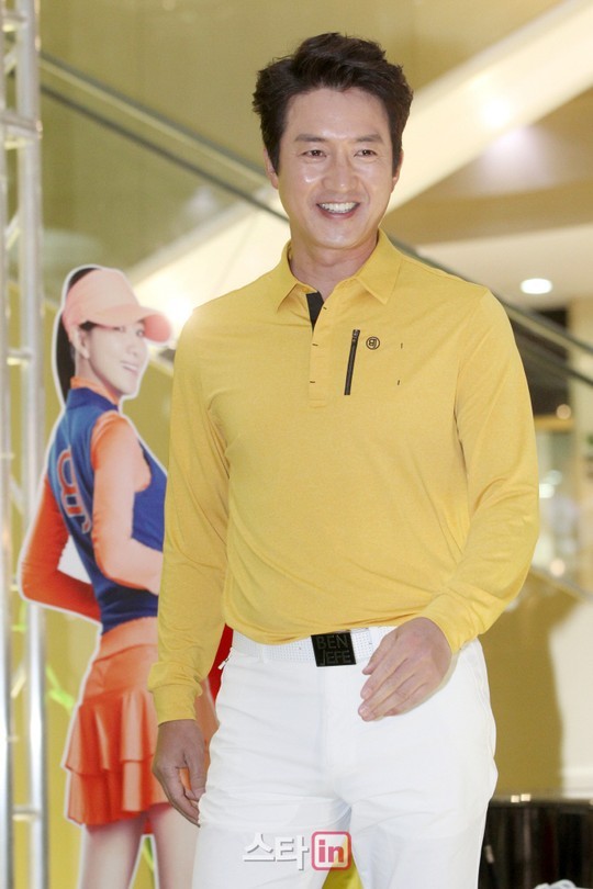 [포토]밝게 웃는 골프웨어 벤제프 대표 정준호
