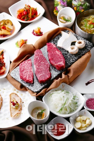 강남 한복판에서 최고급 한우 갈빗살 맛보세요